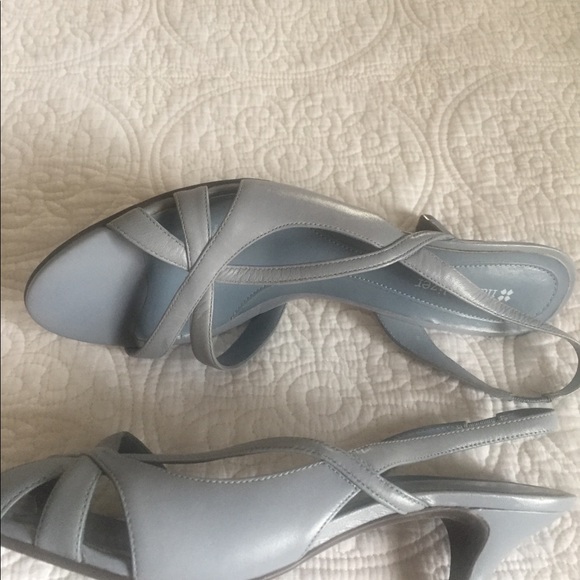 Naturalizer beautiful light blue sandals NWT - Picture 6 of 13
